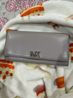 Michael Kors Taupe Leather MK Logo Continental Wallet